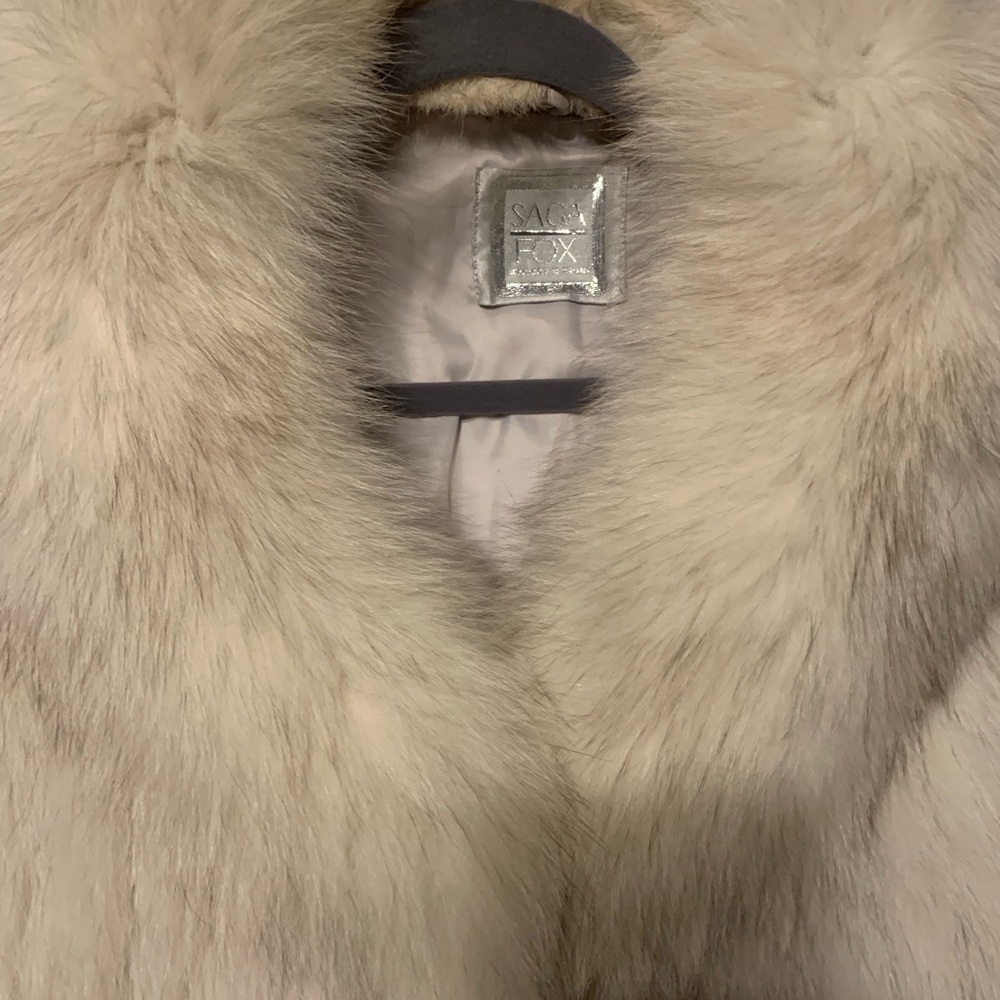 Saga Fox Fur Coat - Picture 3 of 13